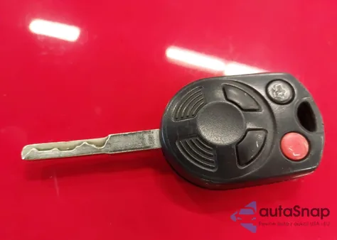 2014 Ford Focus Se z USA, uszkodzony, nr VIN 1FADP3F28EL219677